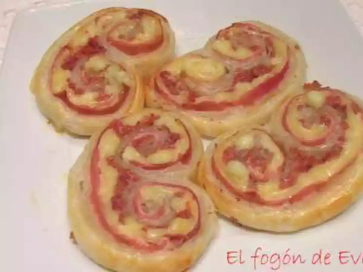 PALMERAS DE HOJALDRE SALADAS