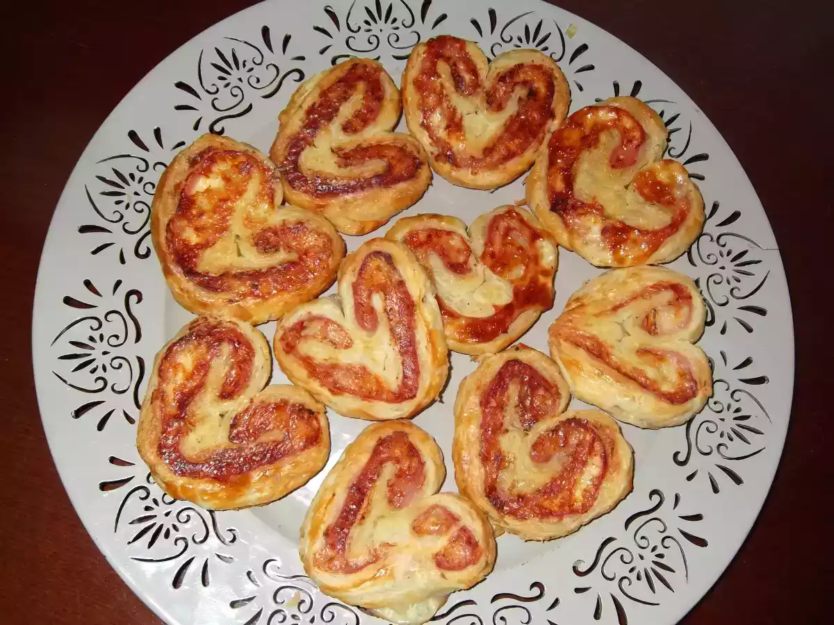 PALMERAS SALADAS DE JAMÓN Y QUESO