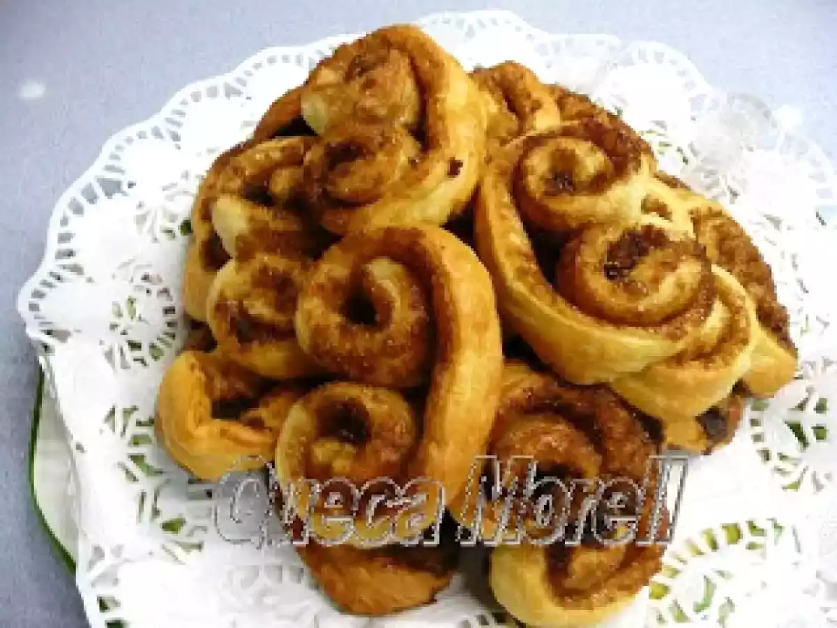 PALMERITAS CON AZÚCAR MORENO.