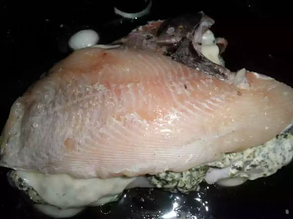 Palometa rellena de espinacas y gambas - foto 2