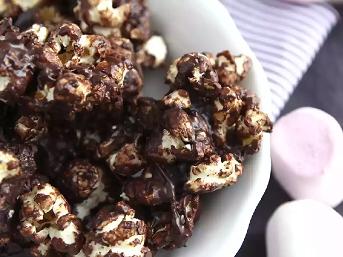 Palomitas de chocolate y marshmallow