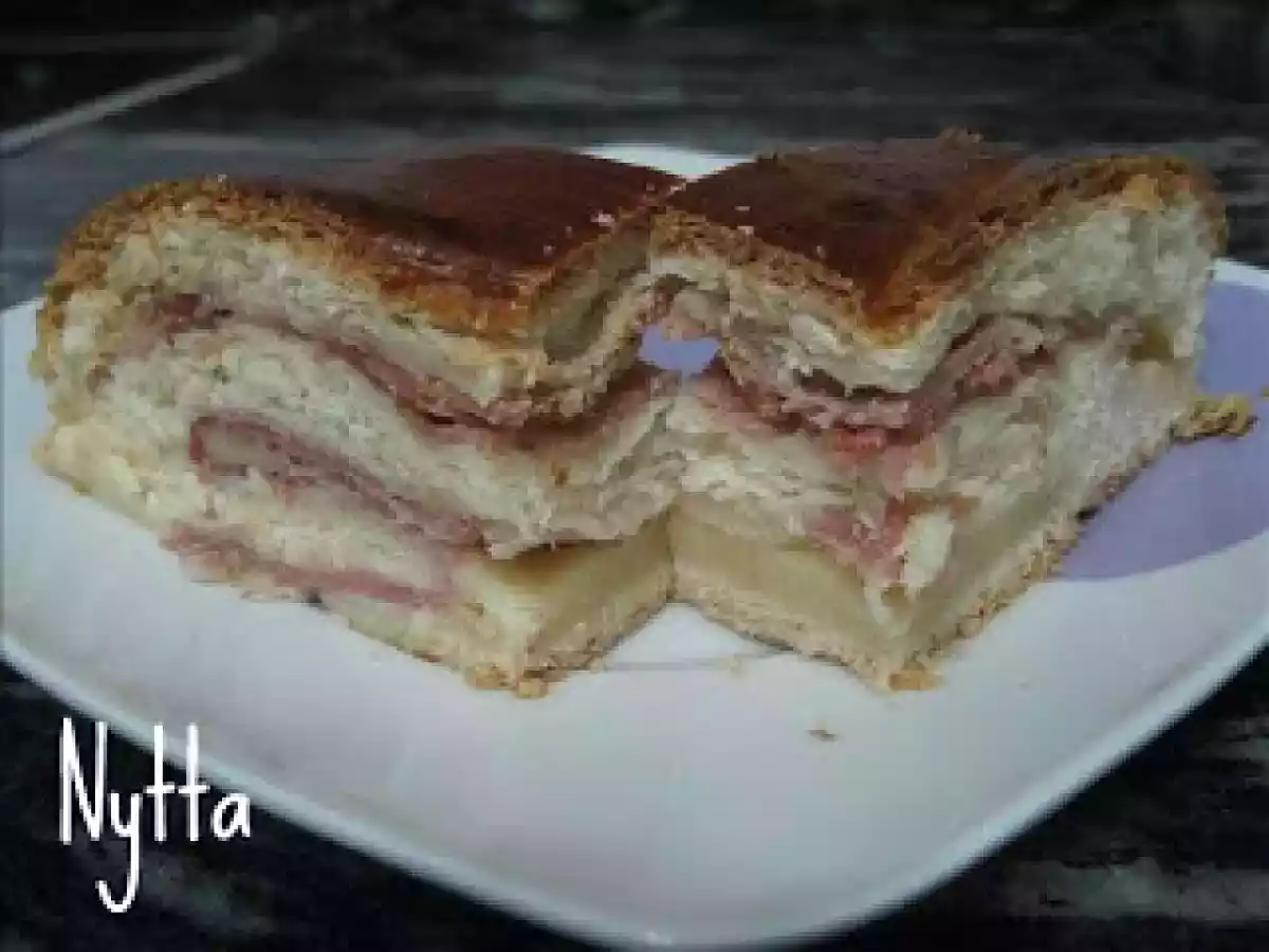 Pan Brioche relleno de Jamón y Queso