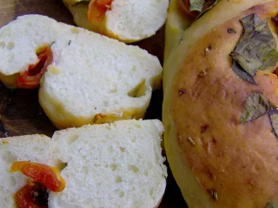 Pan con albahaca y tomatitos cherry, foto 2