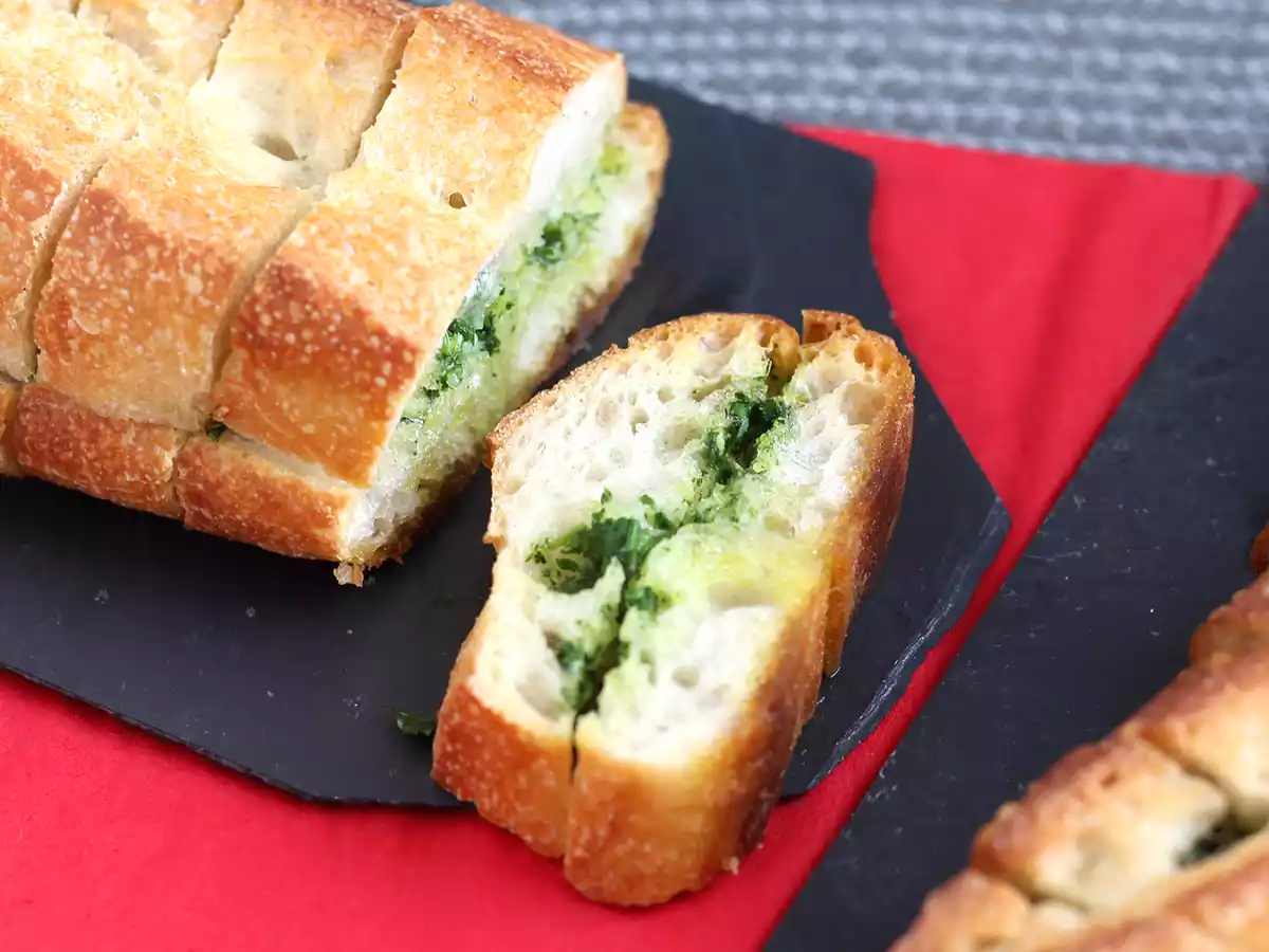 Pan de ajo, perejil y mantequilla: Prefou - foto 2