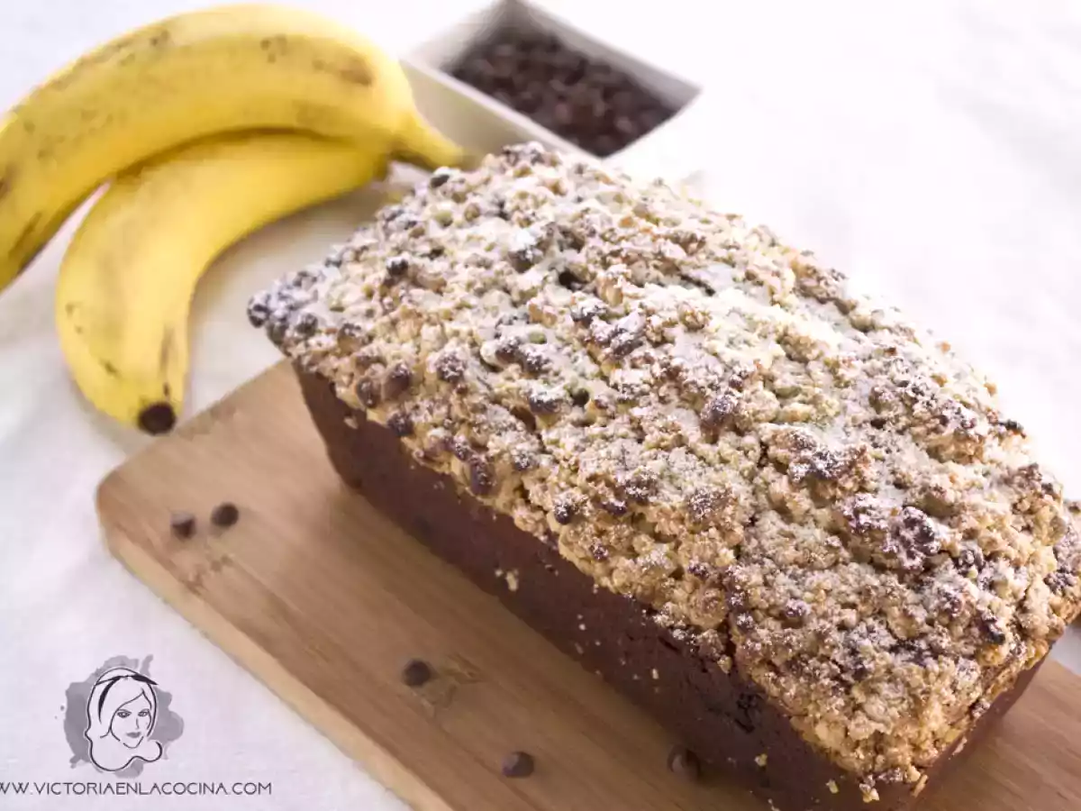 Pan de Banana con Migas y Chispas de Chocolate