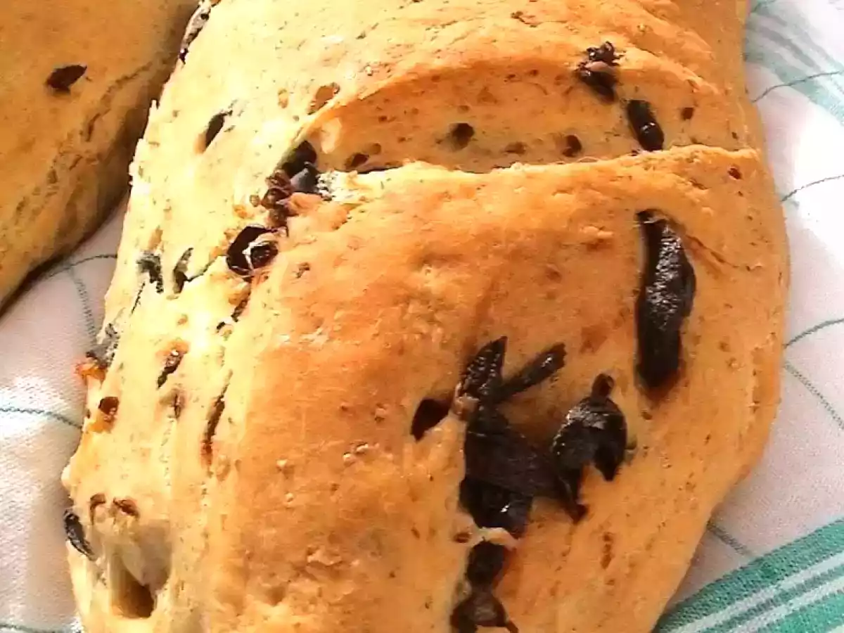 Pan de Cebolla y Aceitunas