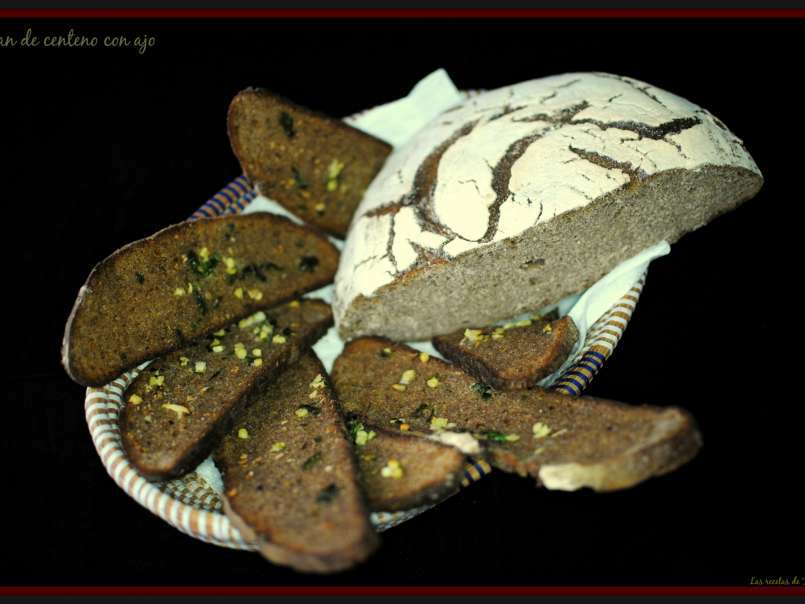 Pan de centeno con ajo., foto 1