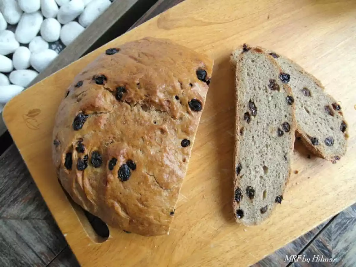 Pan de centeno con pasas - foto 2