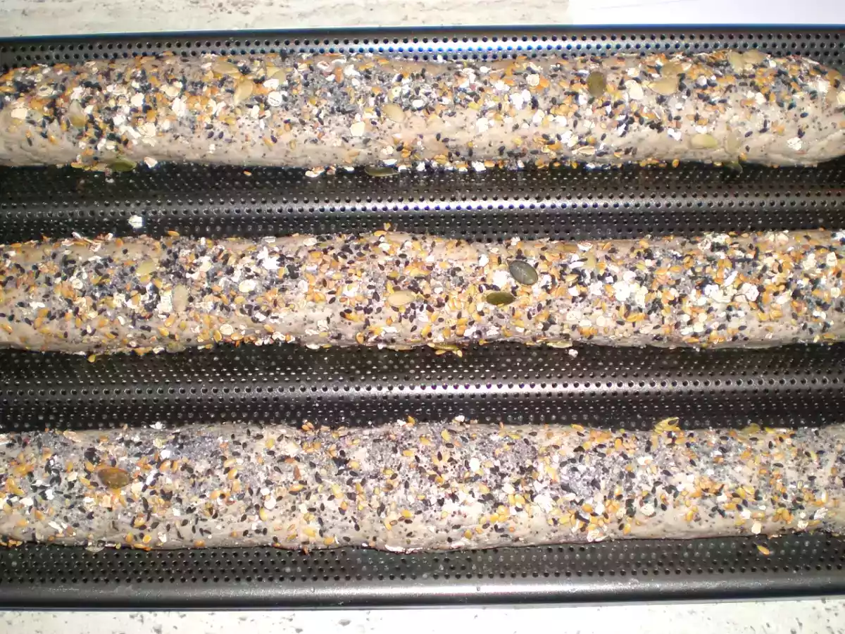 Pan de cereales y semillas, en panificadora - foto 3