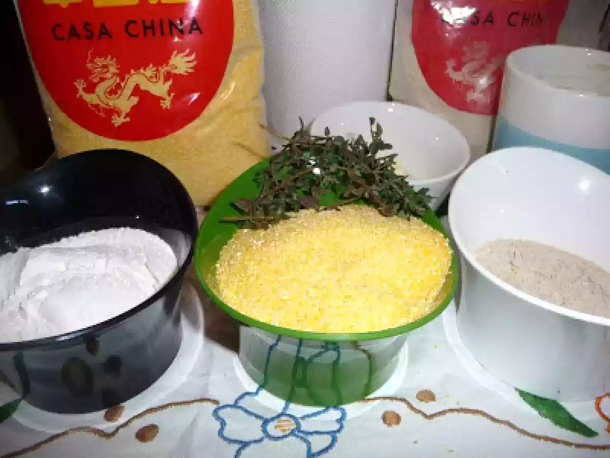 Pan de harina de maíz y tomillo - foto 5