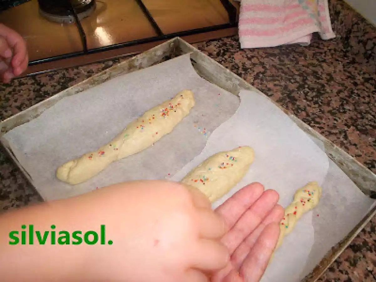 PAN DE LECHE EN FORMAS DIFERENTES.(PETIT PAINS AU LAIT) - foto 4