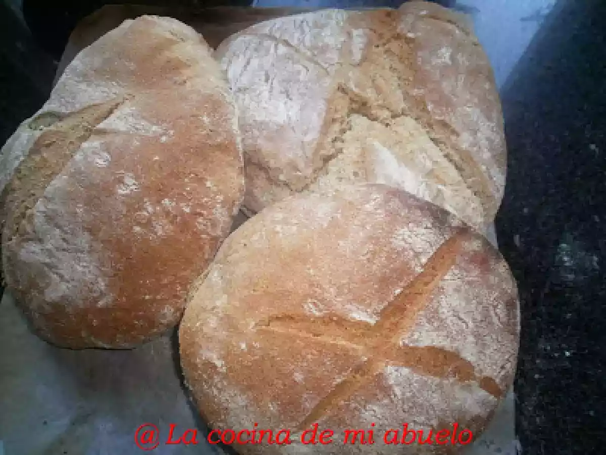 Pan de maíz y trigo