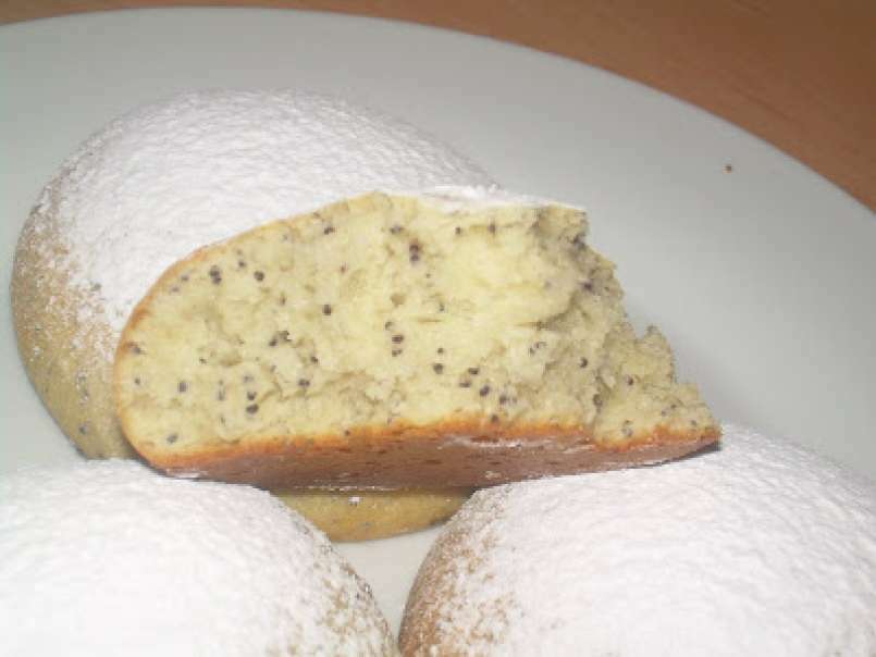 Pan de nata y canela con semillas de amapolas, foto 3