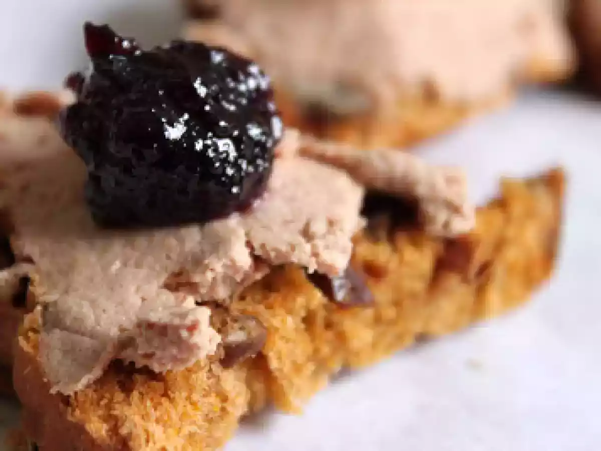 Pan de tomates, nueces y orégano - foto 2