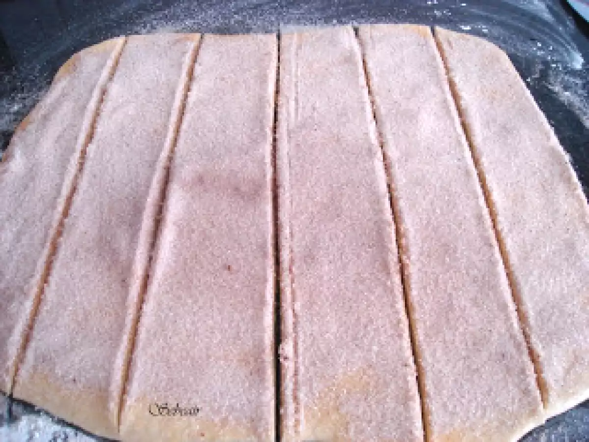 PAN DULCE DE CANELA EN LAMINAS (panificadora y horno) - foto 5