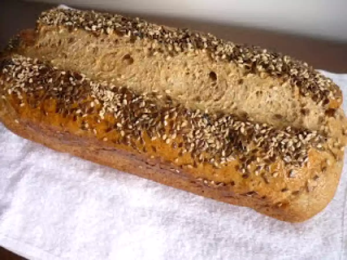 Pan Integral con miel - linaza- sesamo y amapola