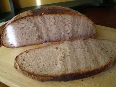 Pan rústico, con harina integral y de centeno, foto 2