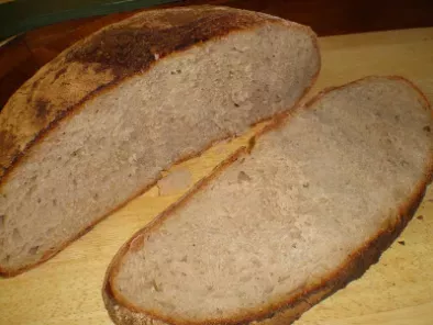 Pan rústico, con harina integral y de centeno, foto 4