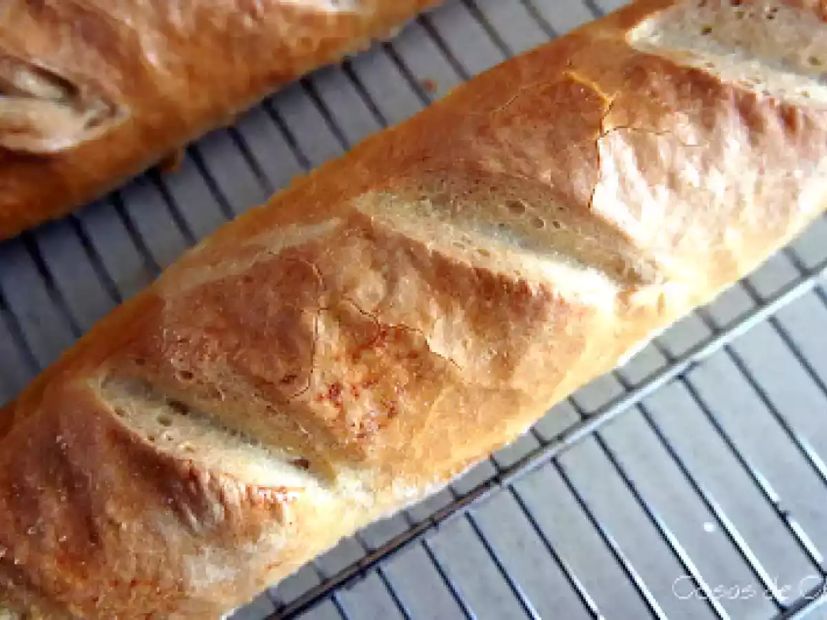 Pan sencillo (amasado en panificadora)