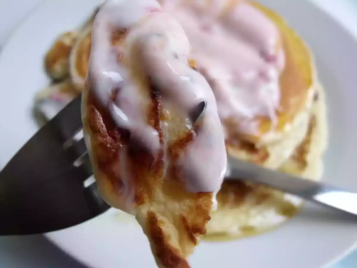 Pancakes con yogurt de fresa y miel - foto 3