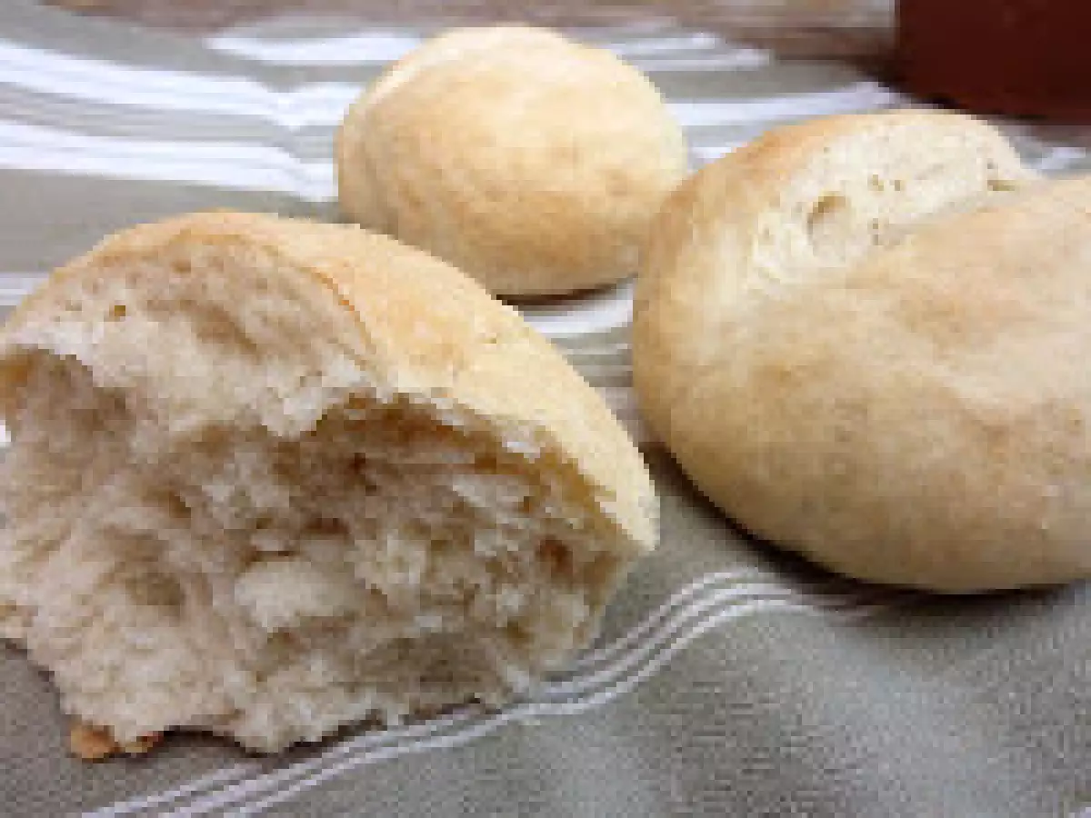 Panecillos blancos crujientes. - foto 2