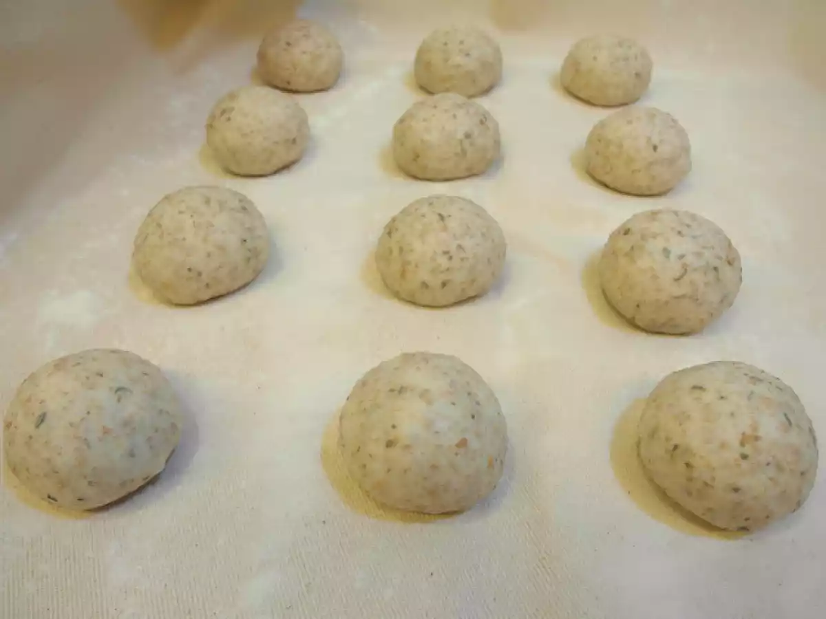 Panecillos integrales aromáticos (con masa madre) - foto 3