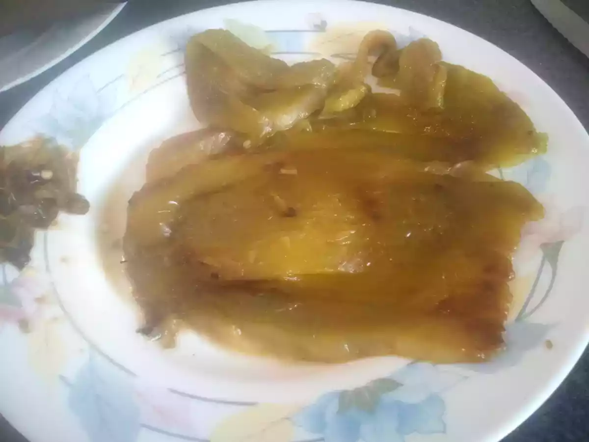 Panga con salsa de tomate y almejas - foto 2