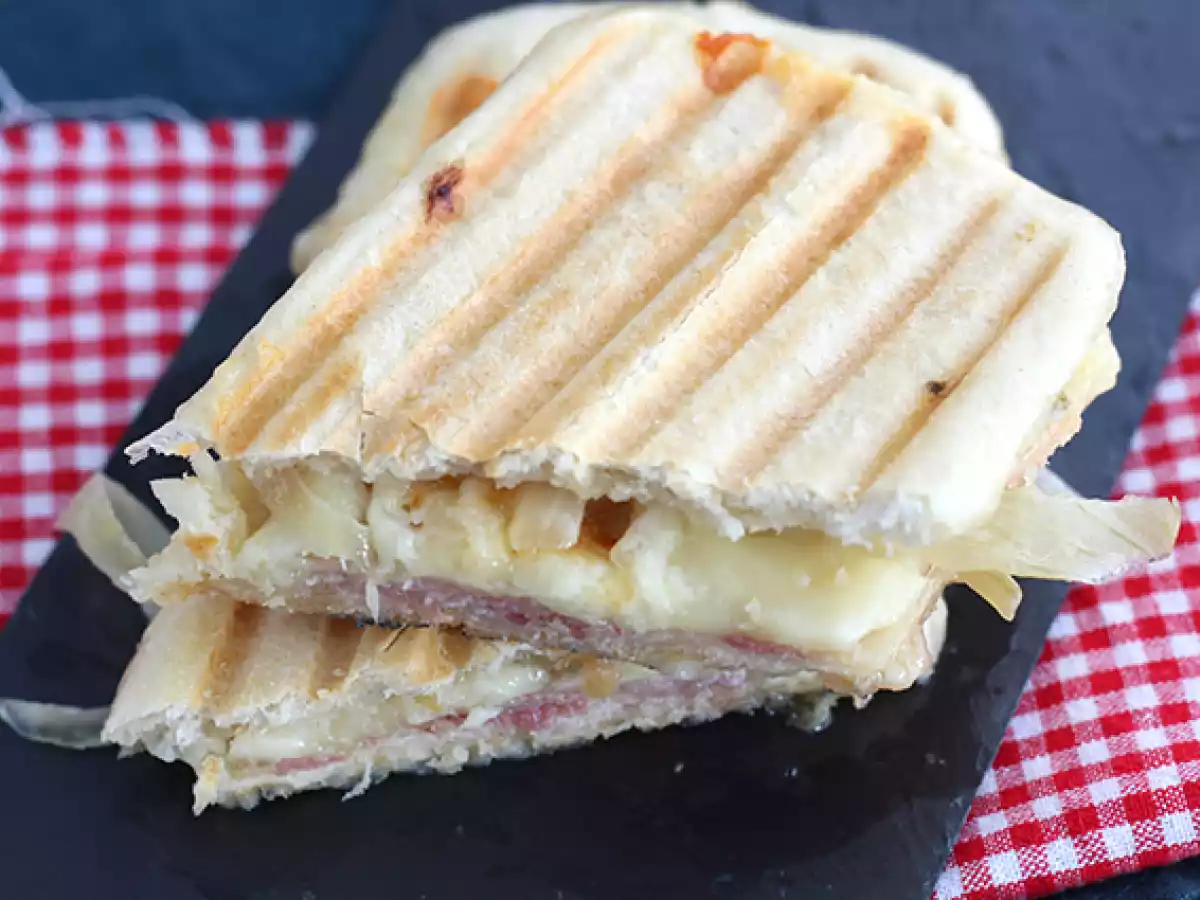Panini con queso raclette