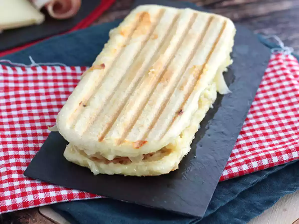 Panini con queso raclette - foto 2