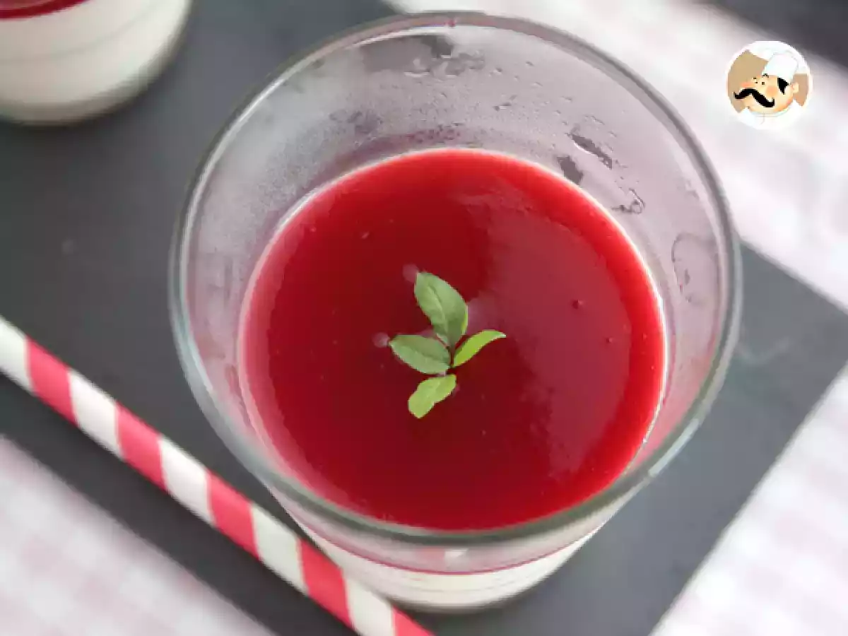 Panna Cotta con coulis de frambuesa - foto 3