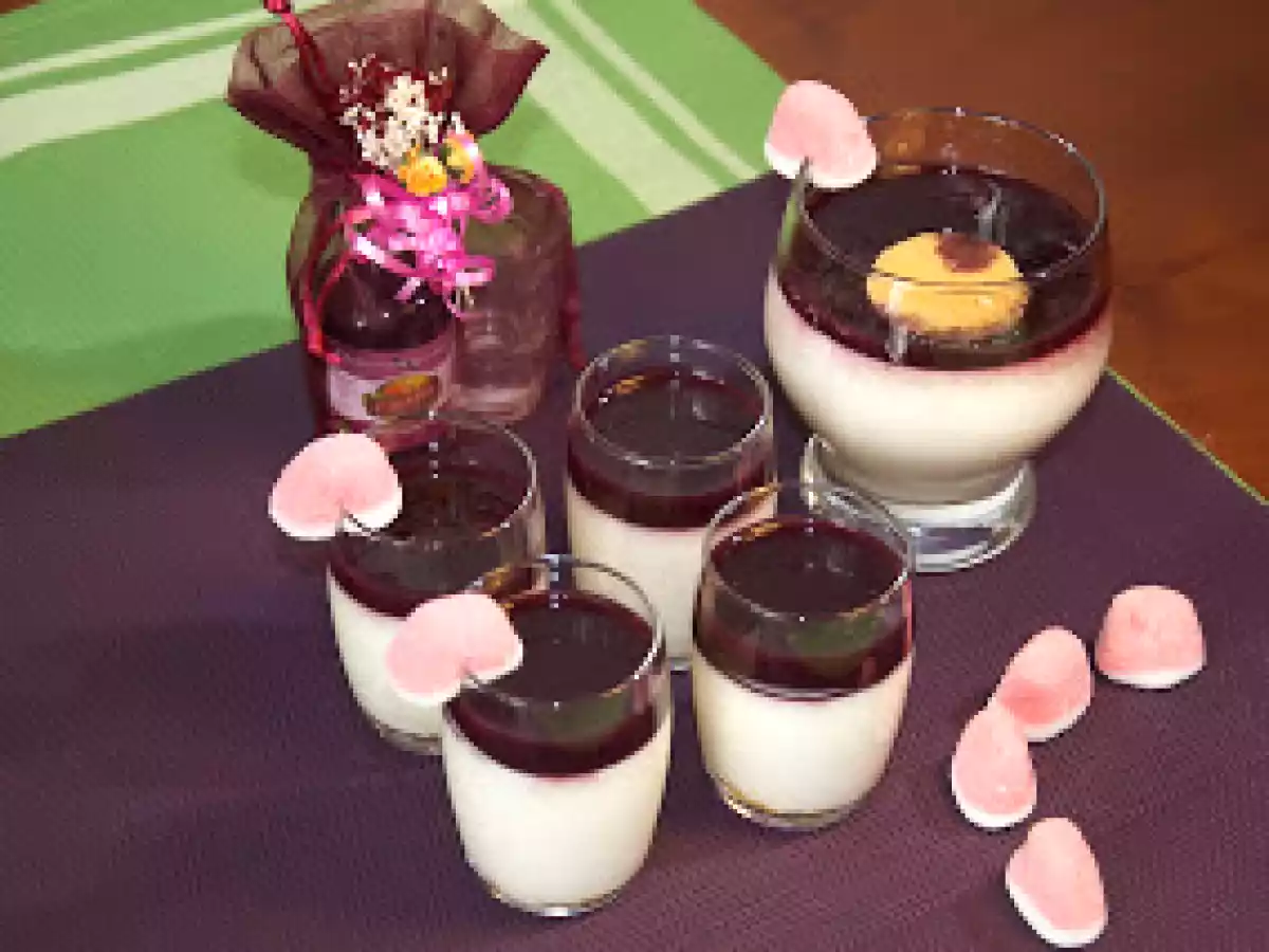 Panna cotta con gelatina de arándanos - foto 2