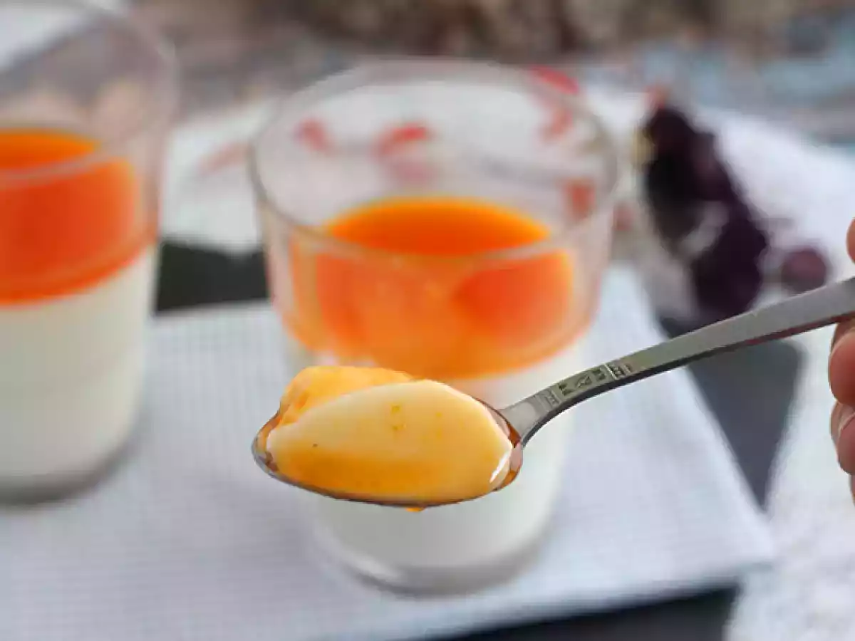 Panna cotta con vainilla y coulis de albaricoque - foto 4