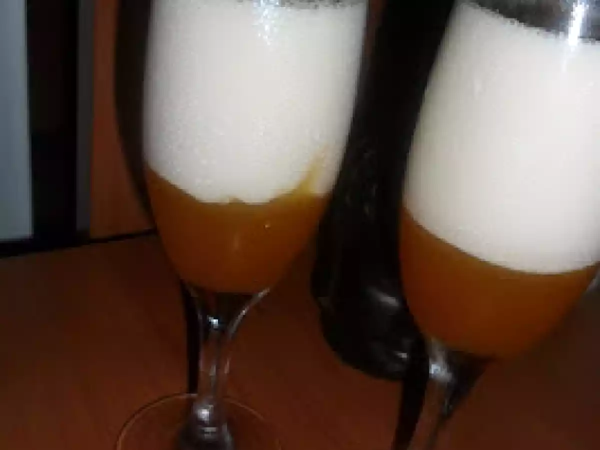 PANNA COTTA DE LECHE DE SOJA CON MERMELADA DE MELOCOTON CASERA - foto 3