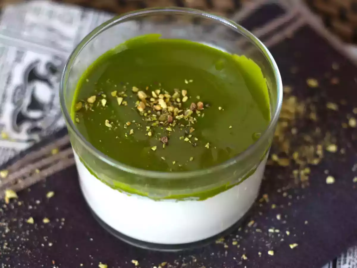 Panna cotta de pistacho y vainilla
