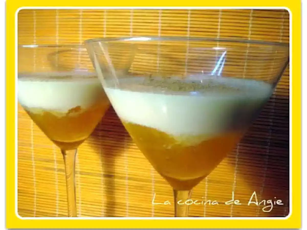 PANNA COTTA DE VAINILLA CON MELOCOTÓN