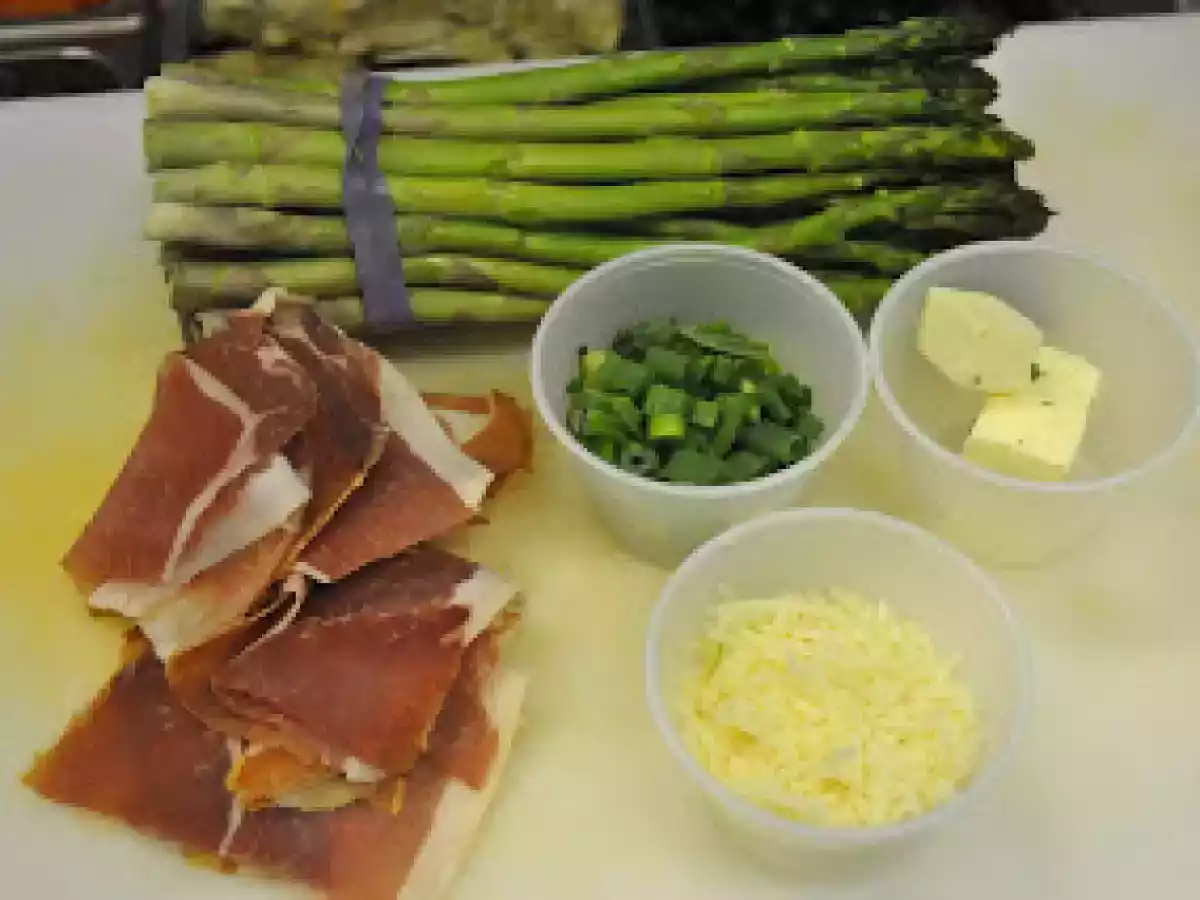 Pappardelle Con Esparragos Y Prosciutto... - foto 2