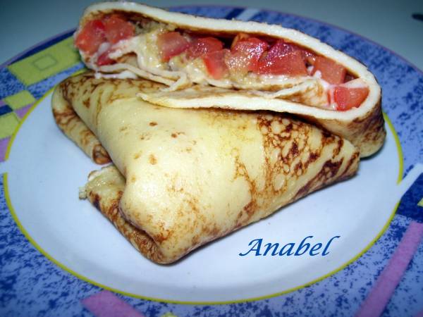 PAQUETITOS RELLENOS DE TOMATE Y OLIVADA