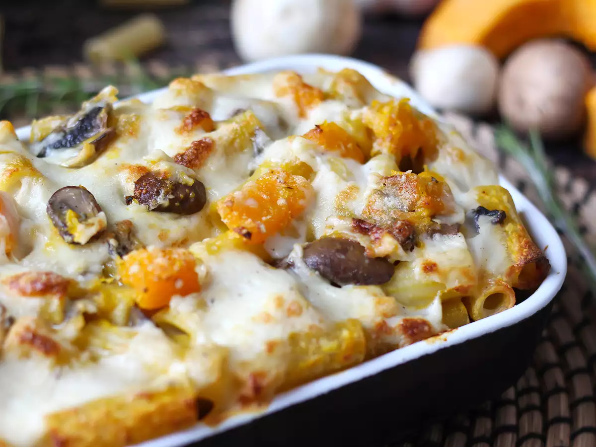 Pasta al horno con calabaza, setas y bechamel - foto 3