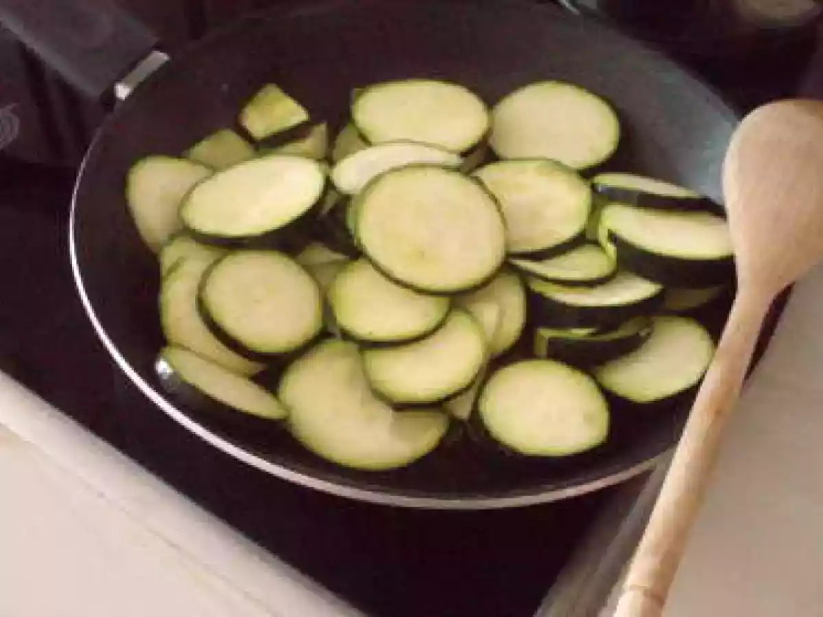 Pasta con berenjenas al horno