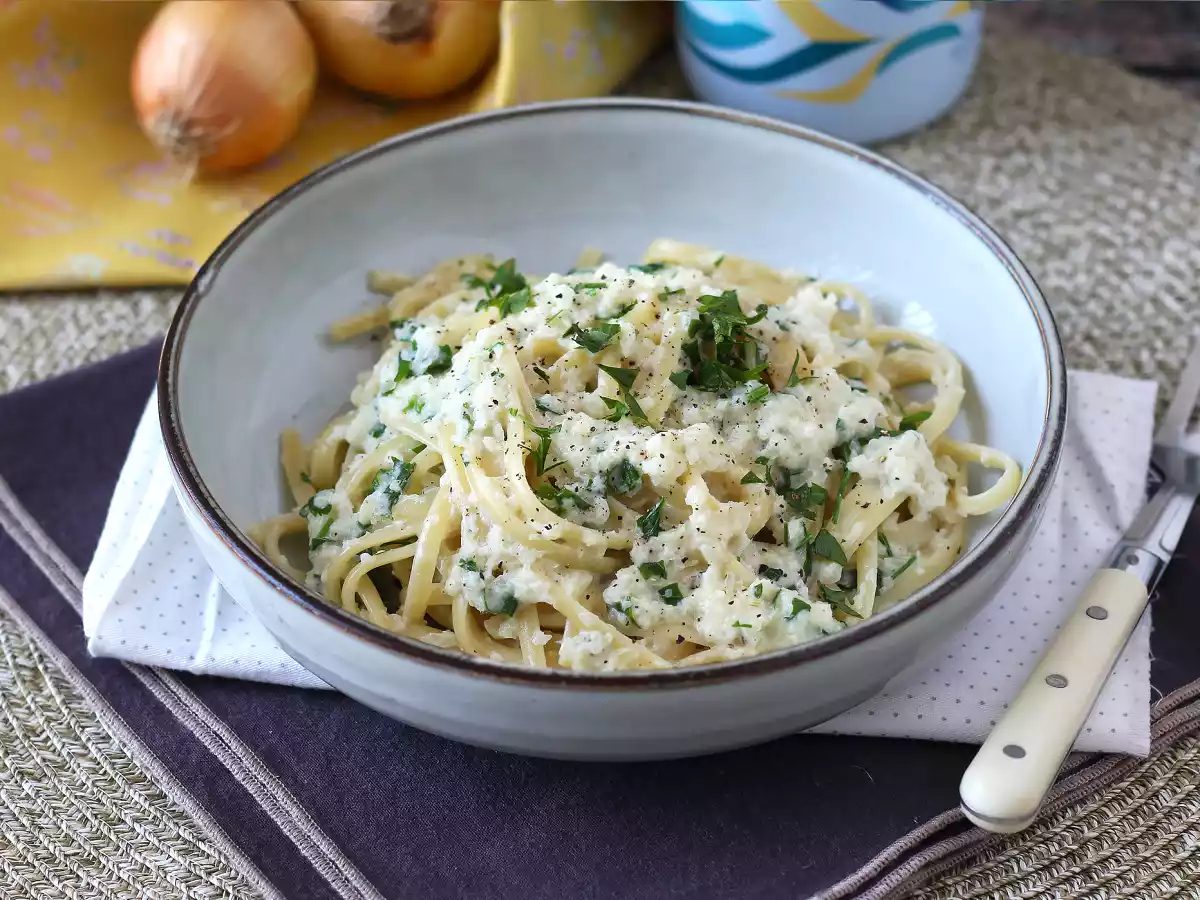 Pasta con crema de cebolla, una receta fácil y económica - foto 5