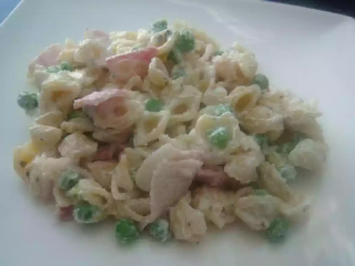 Pasta con Guisantes y Bacon