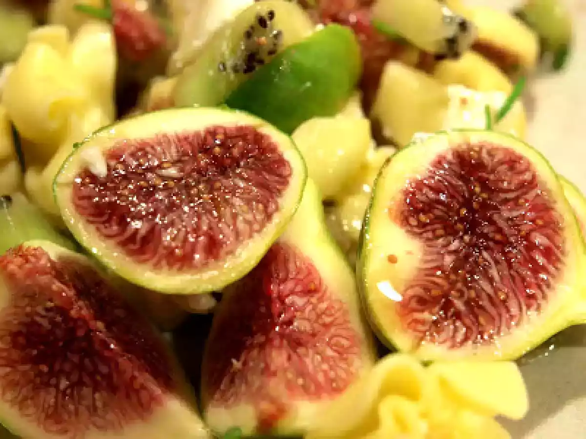 Pasta con higos, kiwi y queso de cabra - foto 2