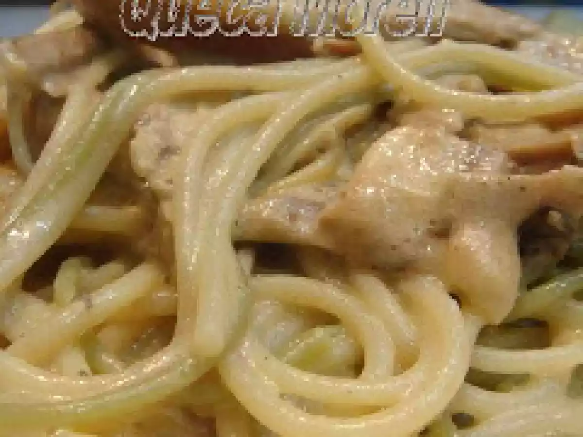 Pasta con pollo en salsa de manzana y nata. - foto 2