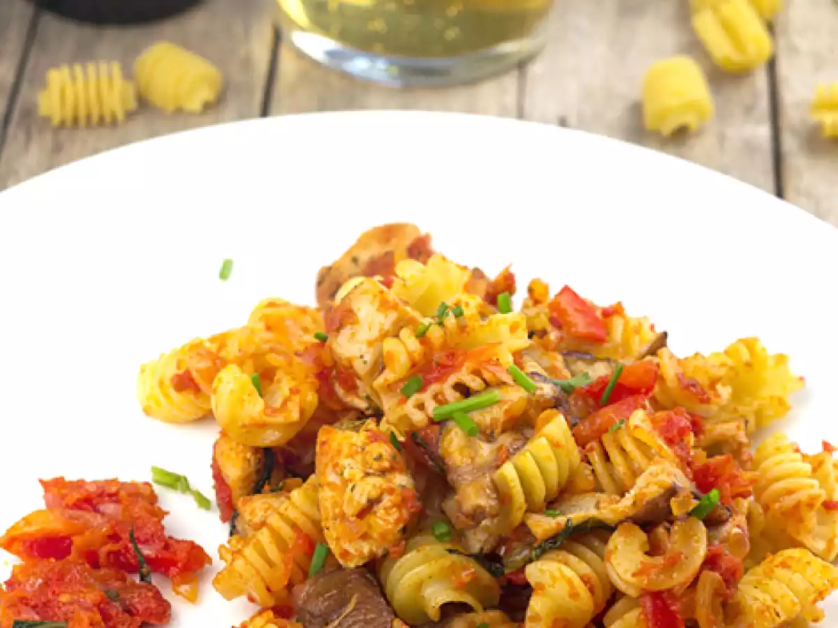 Pasta con pollo y setas - foto 2