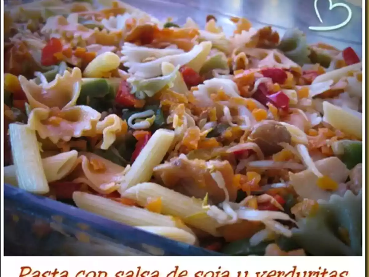 Pasta con salsa de soja y verduras (Thermomix)