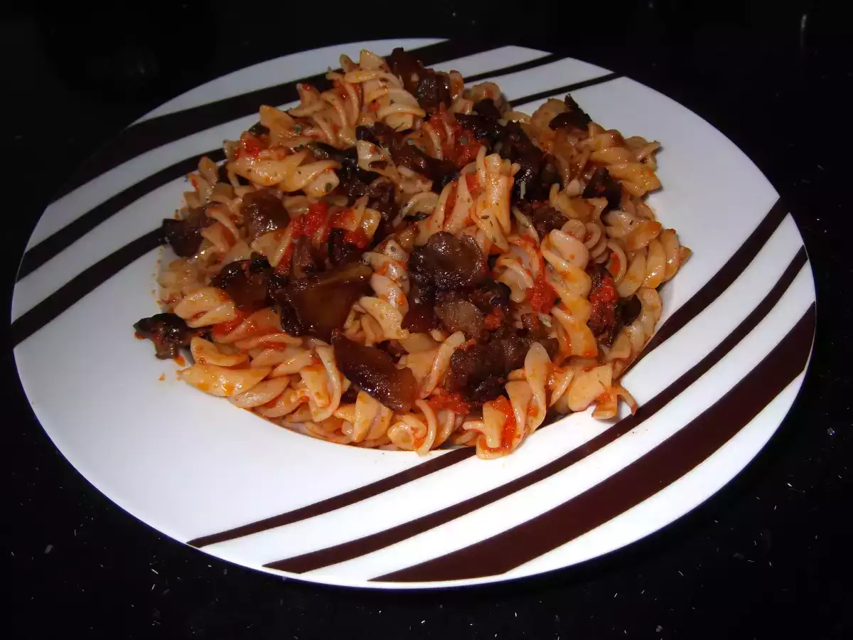 Pasta con setas y sobrasada