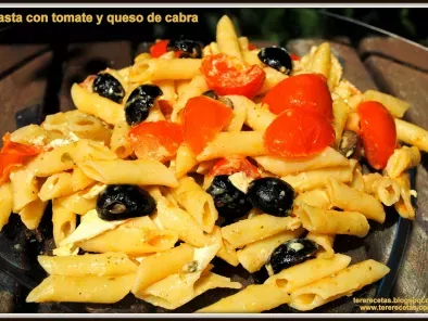 Pasta con tomates cherry y queso de cabra., foto 3