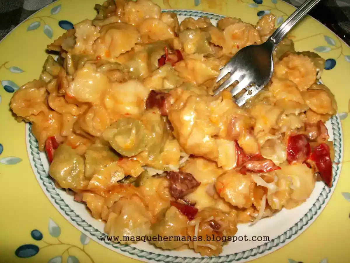 PASTA CON VEGETALES, BACON Y QUESO Old Amsterdam