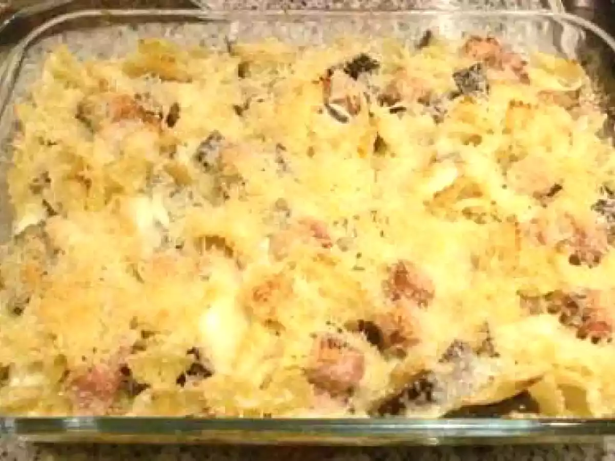 Pasta Farfalle con berenjenas y mozzarella al horno - foto 2