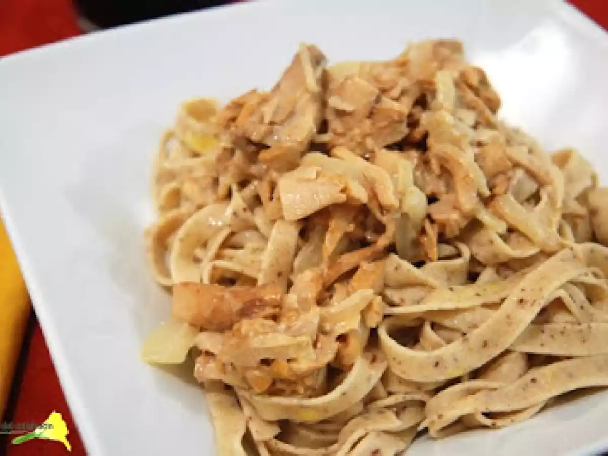 Pasta fresca casera: tagliatelle DE rebozuelos